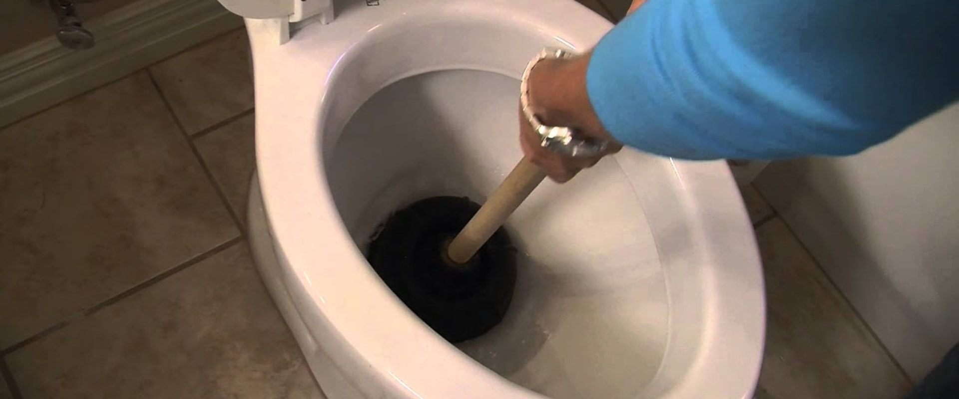 Unclogging Drains and Toilets: Causes, Solutions, and Preventative Measures